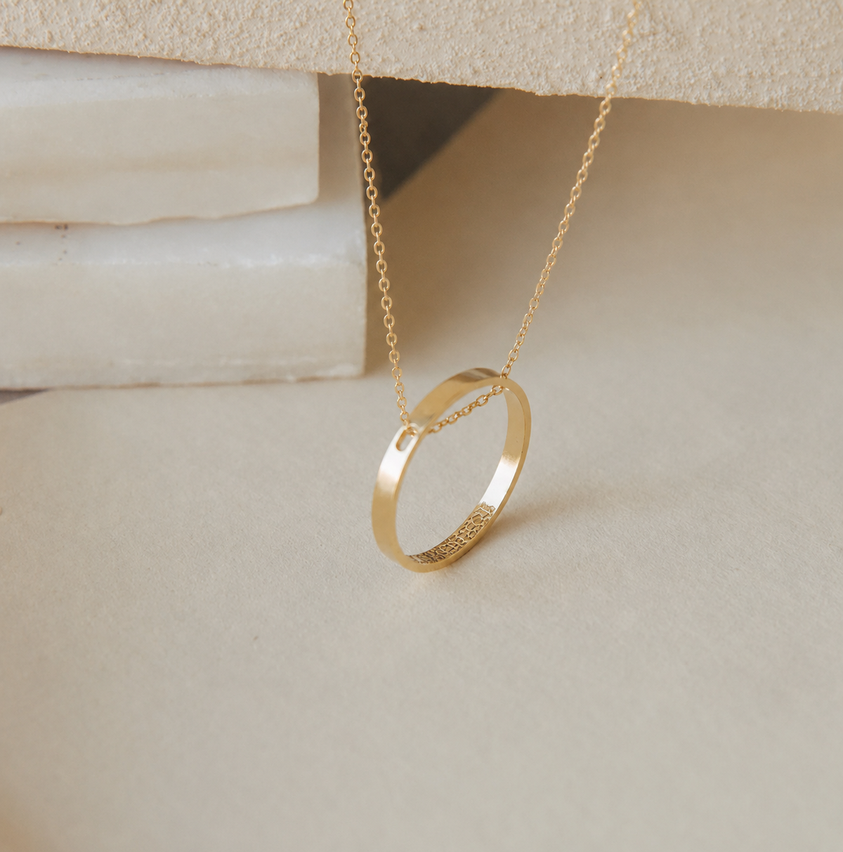 INUBANA NECKLACE - CIRCLE